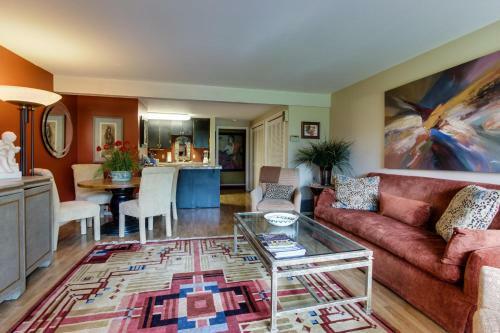 Bigwood Condo On The Golf Course With Baldy Views