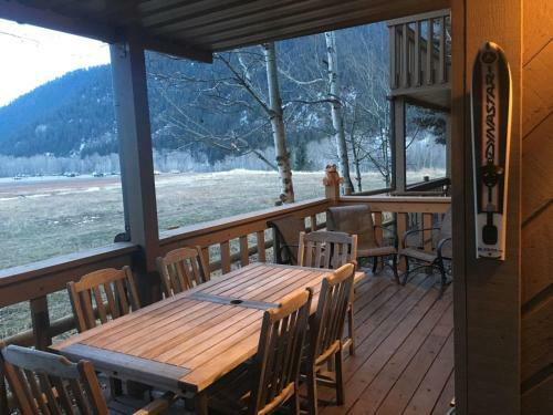 Sun Valley Condo 131