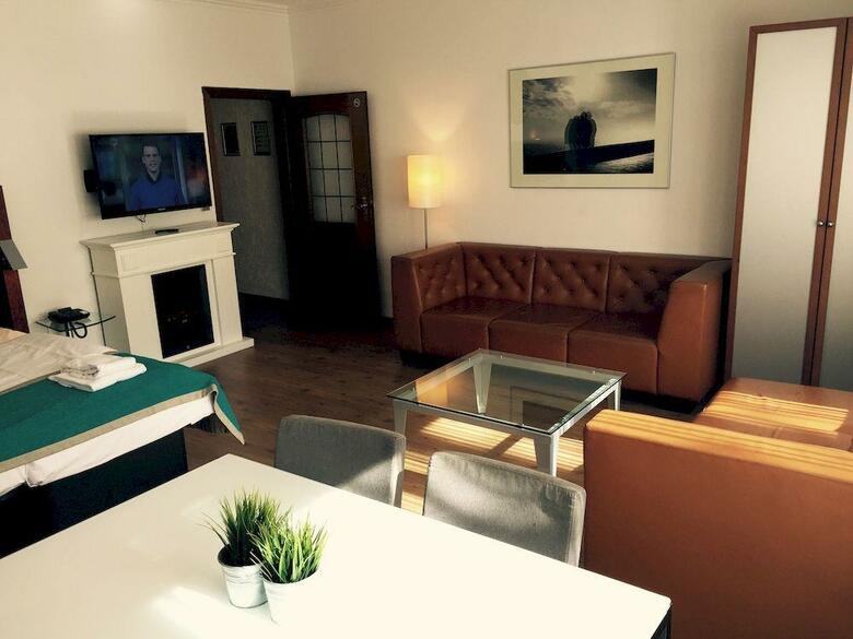 Dom Hotel Am R�merbrunnen