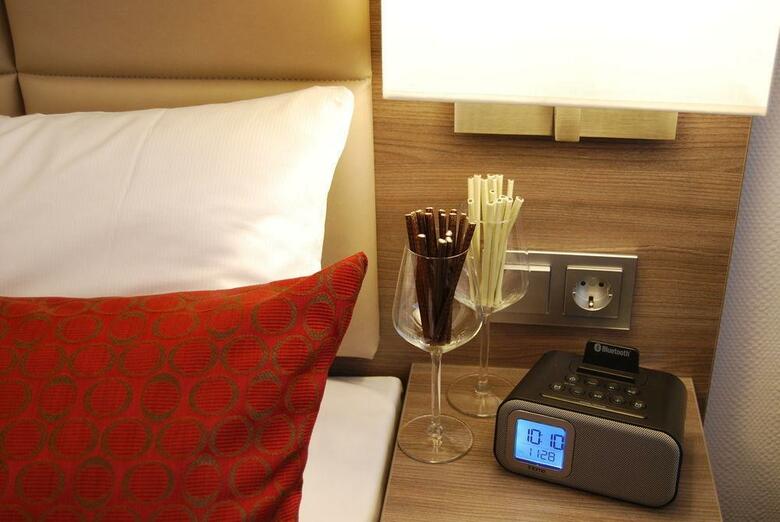 Dom Hotel Am R�merbrunnen