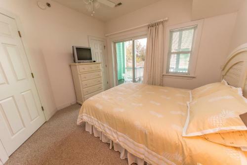 Bermuda Bay Condo "wright Stuff"