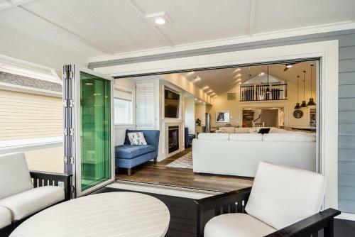 Oceans 24 By Kees Vacations