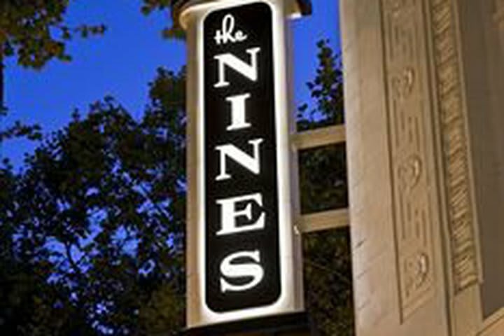 Hotel *the Nines*