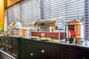 Hotel Comfort Suites Ontario Airport