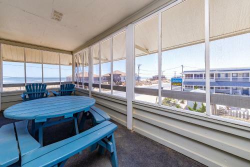 Beach Realty Saltaire #4