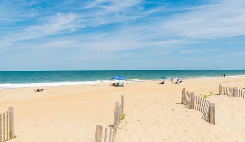 Beach Realty Saltaire #5