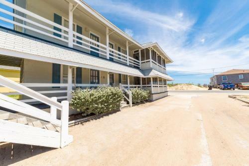 Beach Realty Saltaire #3