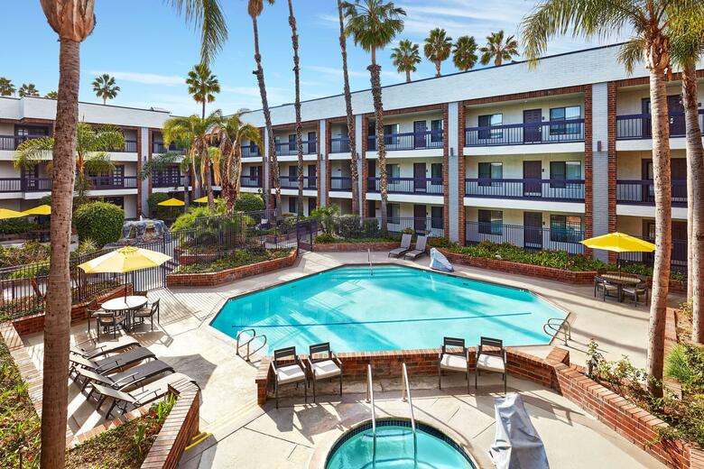 Hotel Best Western Meridian Inn & Suites