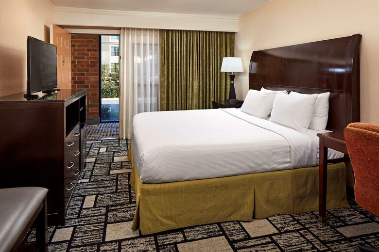 Hotel Best Western Meridian Inn & Suites