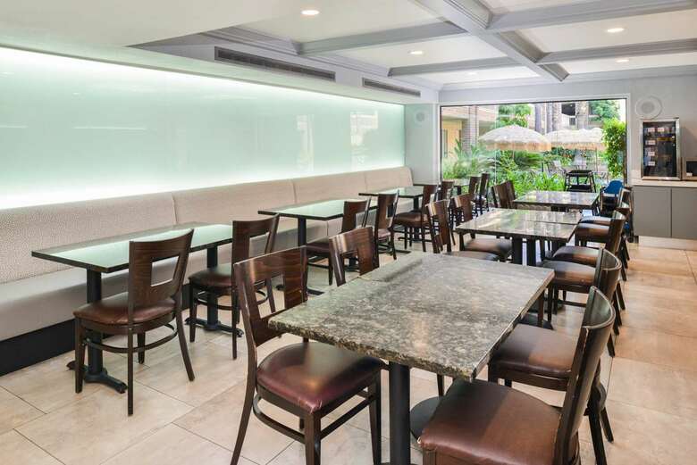 Hotel Best Western Meridian Inn & Suites