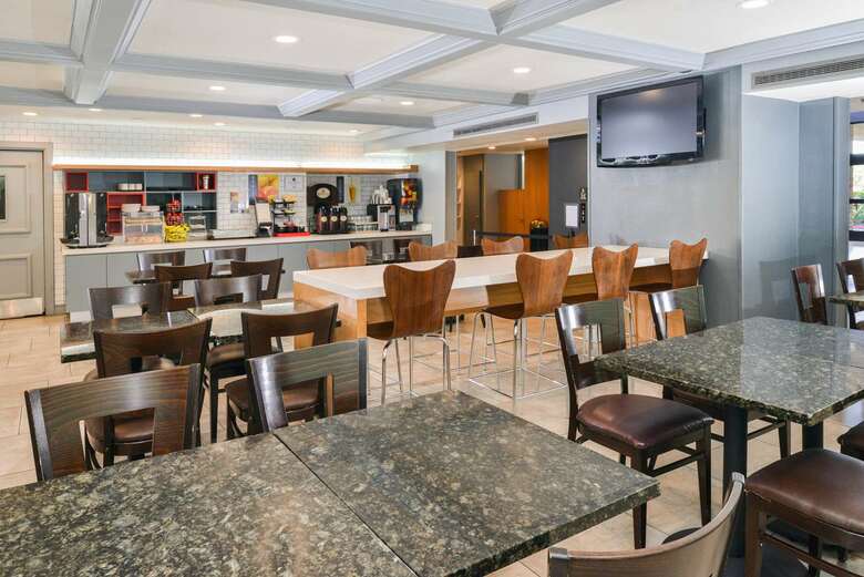 Hotel Best Western Meridian Inn & Suites