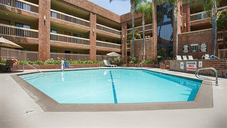 Hotel Best Western Meridian Inn & Suites