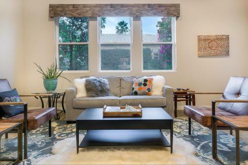 Villa 'legends View' 4br, 4.5 Ba, Pga West, Private Pool, Sleeps 12