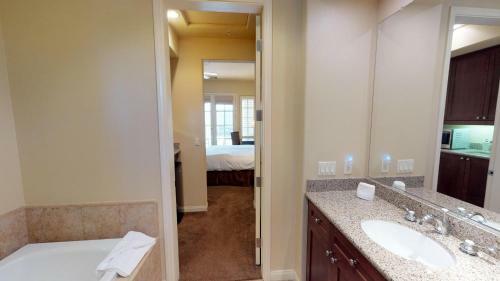 Studio Villa In La Quinta, Ca (#lv023)