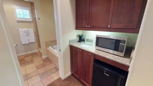 Studio Villa In La Quinta, Ca (#lv023)