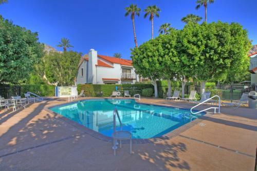 2 Bedroom Villa In La Quinta, Ca (#tv200)