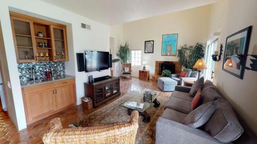 2 Bedroom Villa In La Quinta, Ca (#tv200)