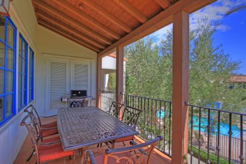 2 Bedroom Villa In La Quinta, Ca (#lv212)