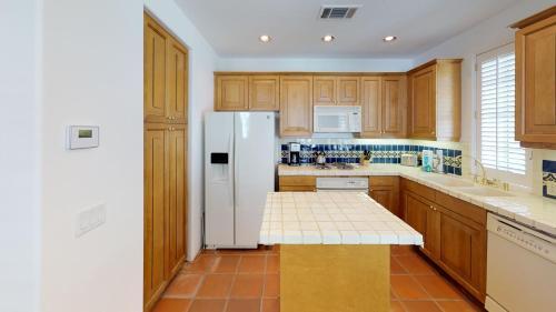 1 Bedroom Villa In La Quinta, Ca (#sv109)