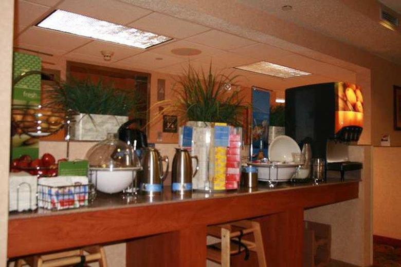 Hotel Hampton Inn Milwaukee-airport Wi