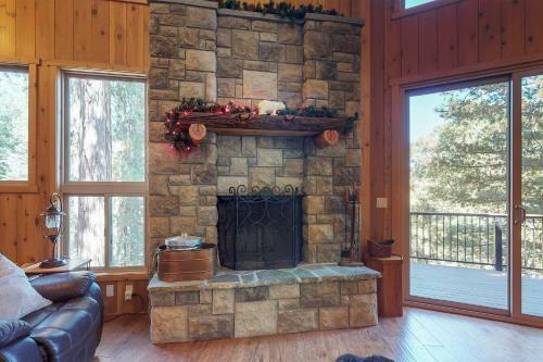 Thunderbird Chalet