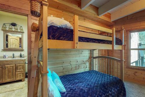 Thunderbird Chalet