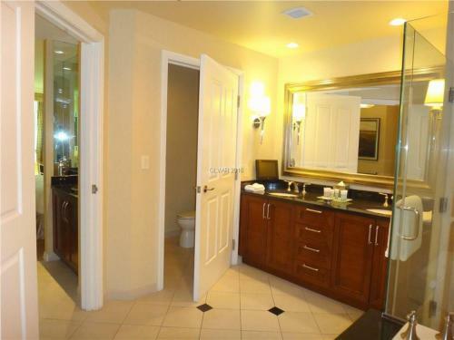 Apartamento Fallon Luxury Rentals At The Signature