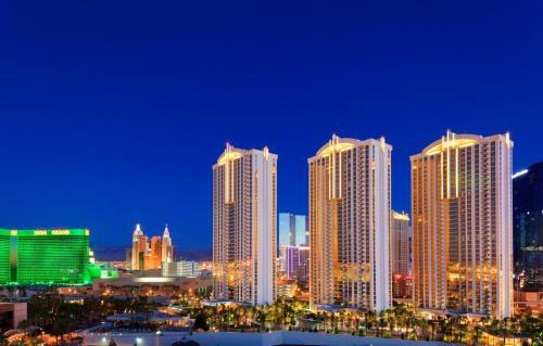 Apartamento Fallon Luxury Rentals At The Signature