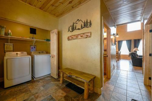 Claim Jumper