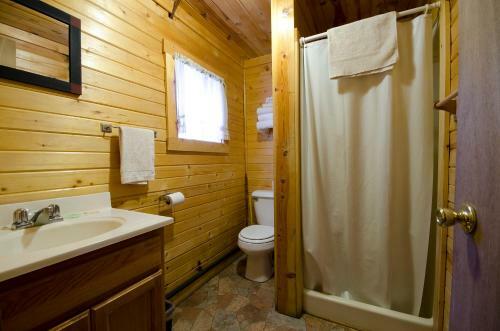 Lodge Frontier Cabin