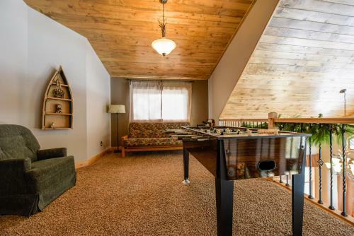 Timber Bark Lodge