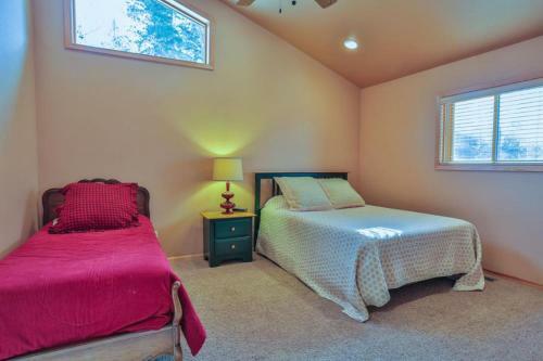 Deep Snow Lodge