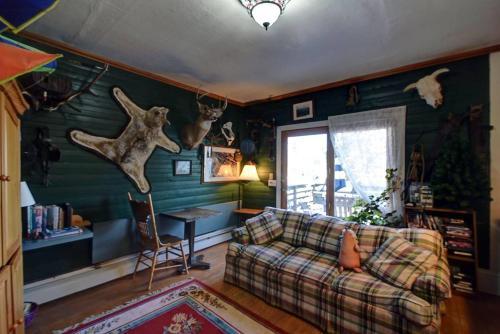 Apartamento Cozy Suite W/ Private Bath, Gym, & Sauna!