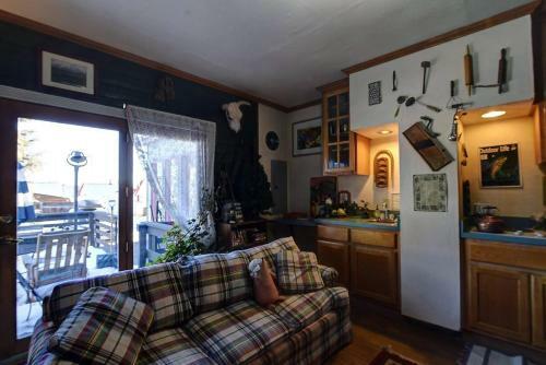 Apartamento Cozy Suite W/ Private Bath, Gym, & Sauna!