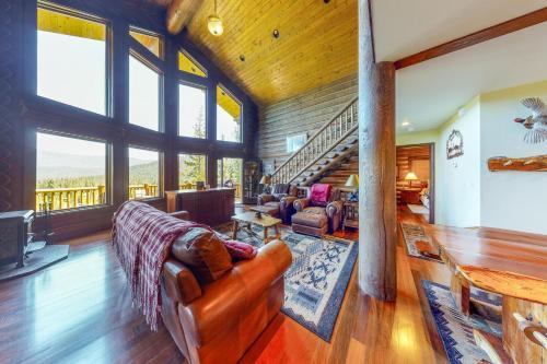 Spruce Bluff Lodge