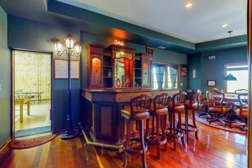 Spruce Bluff Lodge