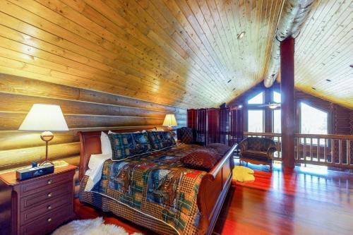 Spruce Bluff Lodge