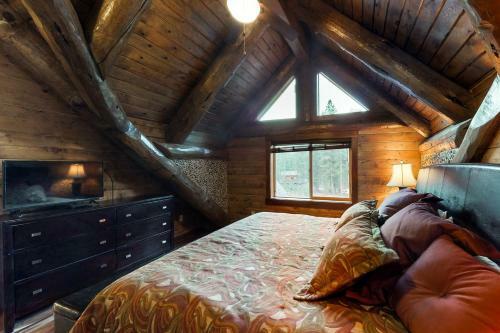Eagle's Roost Lodge