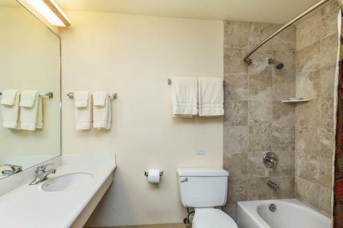 Banyan Harbor Resort #c33 - Free Parking - 2br/1.5ba