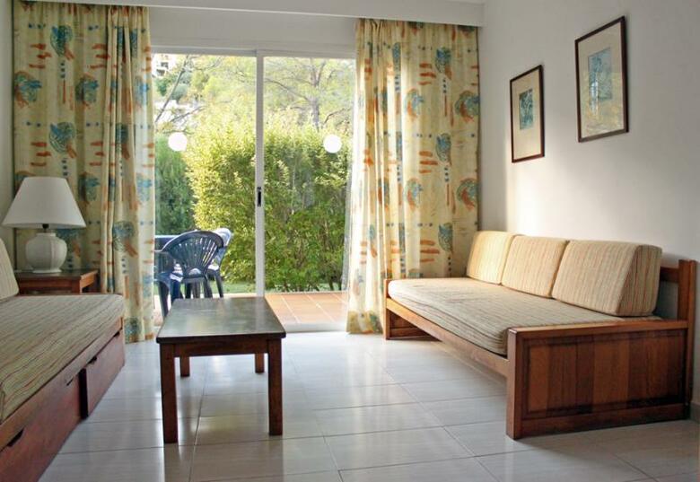 Cabot Las Velas Apartments