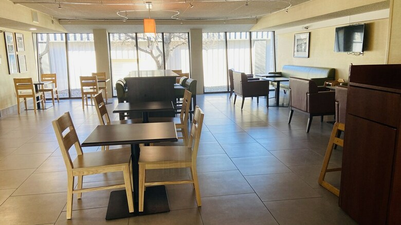 Lincoln Heights Hotel � Lincoln Airport