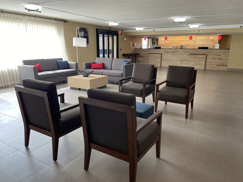 Lincoln Heights Hotel � Lincoln Airport