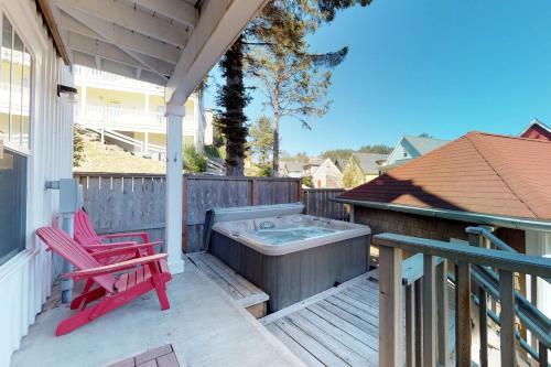 The Warren At Olivia Beach