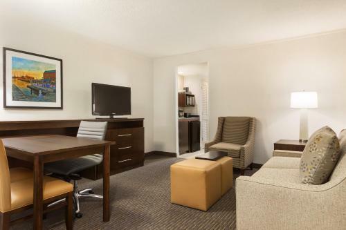 Hotel Embassy Suites Baltimore - At Bwi Airport