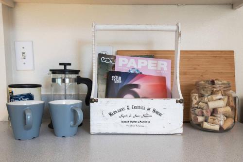 Silverlake Sunset Studio Apartment 7.47