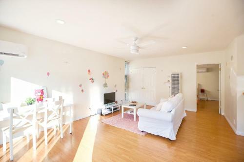 Pink Gem In Silver Lake