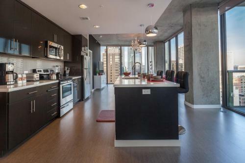 Apartamento Urban Downtown La Floor To Ceiling Penthouse