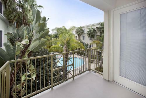 Apartamento Marina Del Rey's Grand 2/2 Suite Pool View