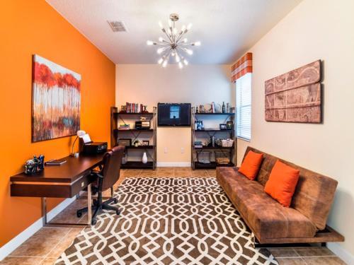 Villa Moon Valley Six-bedroom Home (213739)