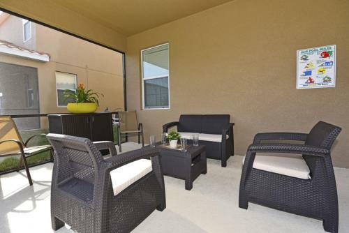 Six-bedroom Cabello Villa #421